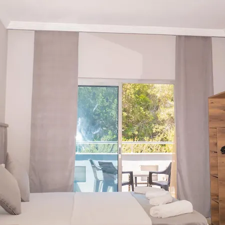 Otel Infinity 3*